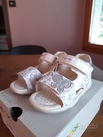 Sandali Geox "Tapuz" bambina, taglia 24
