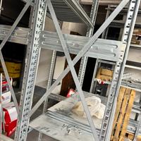 10 rinforzi per scaffalatura