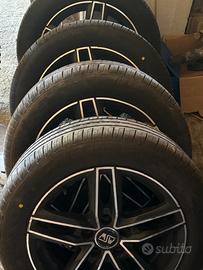 Cerchi da 16 gommati nuovi attacco Wv audi