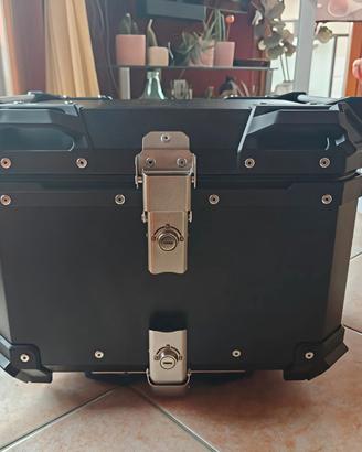 Top Box moto 45L  nero nuovo