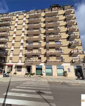 VIALE LAZIO: ATTICO E SUPERATTICO CON TERRAZZO