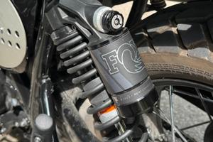 Coppia sospensioni Fox triumph
