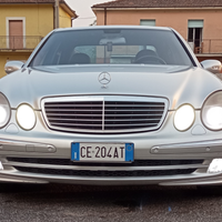 Mercedes E 270 avantgarde 2003