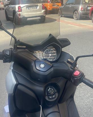 XMAX300APRILE’21