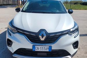 Renault Captur Techno full-hybrid 145 cv