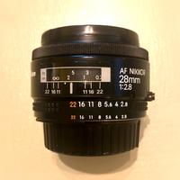 Nikon Nikkor AF 28 mm F 2.8