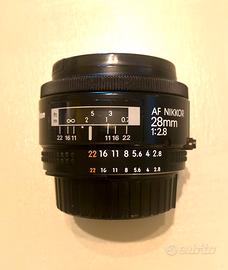 Nikon Nikkor AF 28 mm F 2.8