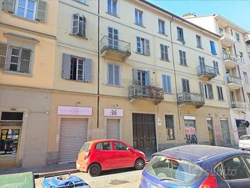 Box / Garage di 46 m² a Torino