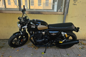 Royal enfield interceptor 650