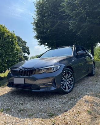 BMW 320d Touring xDrive 20d