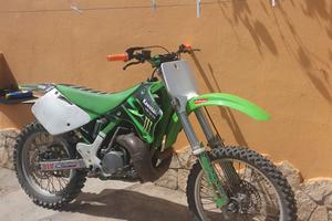 Kawasaki 250 2 tempi
