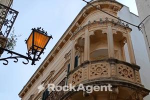 SPLENDIDO PALAZZO OTTOCENTESCO NEL CUORE DI NARDO'