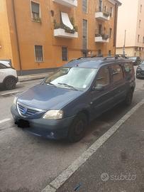 Dacia Logan 7 posti 2007