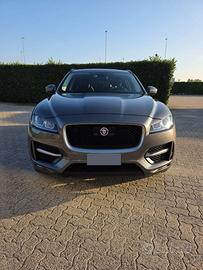 Jaguar F-PACE 240CV R-SPORT