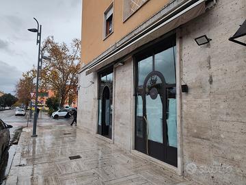 Locale commerciale in in pieno centro a Latina