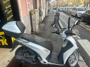 Honda SH 150 - 2016 - PERMUTE