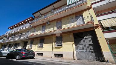 2 LOCALI A FRATTAMAGGIORE