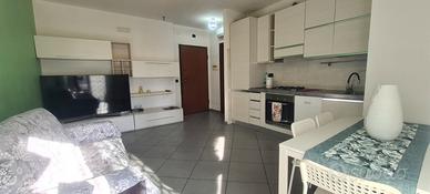 Appartamento arredato Tor Cervara