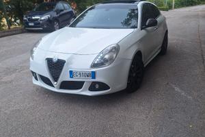 Alfa Romeo Giulietta 2.0 diesel 170 cv