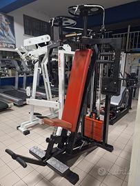 Macchina pettorali da palestra