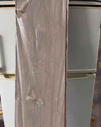 Pavimento in laminato più sotto pavimento