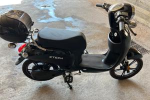 Scooter elettrico ZTECH