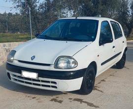 RENAULT Clio - 1998