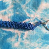 Portachiavi scoubidou artigianale blu