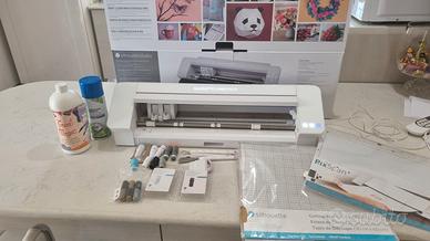 Silhouette Cameo Plus 38 cm - pari al nuovo + acce