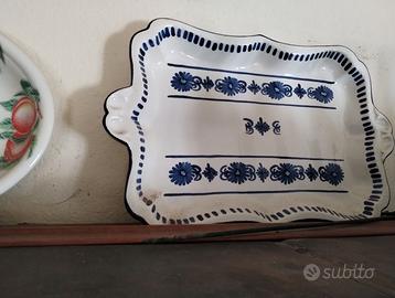 Vassoi di porcellana