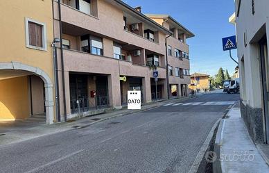 Immobile in asta di 178 m² con 3 locali a Visco