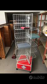 Espositori per negozi con ruote