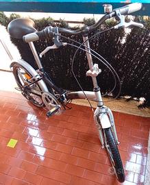 Bici Pieghevole Folding 20.
Cambio Shimano 1x6.