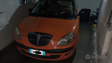 Ypsilon 1.2 16v 80cv