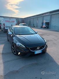 Volvo V40 R desaing