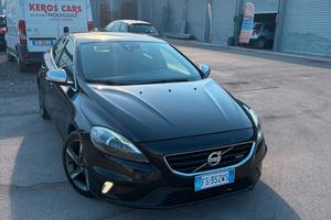 Volvo V40 R desaing
