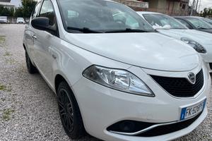 Lancia Ypsilon 1.2 69 CV 5 porte KM CERTIFICATI 1 