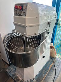 Impastatrice 60kg a spirale doppia velocità
