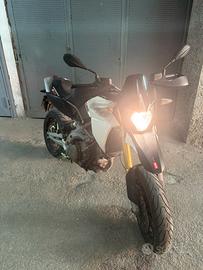 Aprilia Dorsoduro
