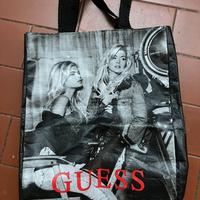 Shopping bag Guess
