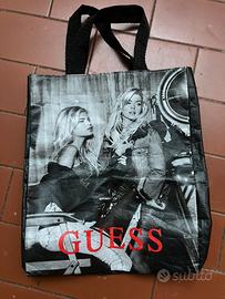 Shopping bag Guess