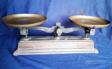 BILANCIA TIPO ROBERVAL FRANCESE A DUE PIATTI