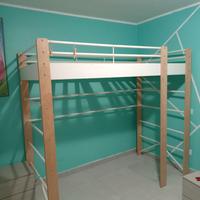 Letto singolo a castello