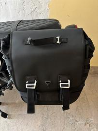 Borsa laterale Triumph scrambler 900 originale