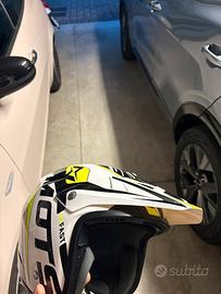 Casco jet