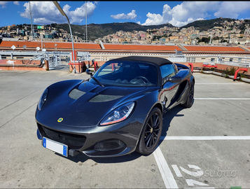 Lotus elise 220 sport