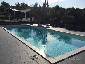 Villa vista mare con piscina e giardino mq. 5400