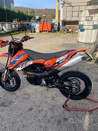 Ktm 690 smc - 2011