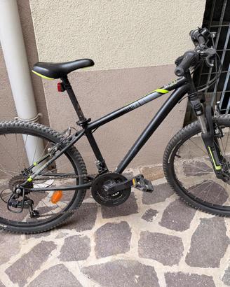 Bicicletta 24" per ragazzi Mountain Bike