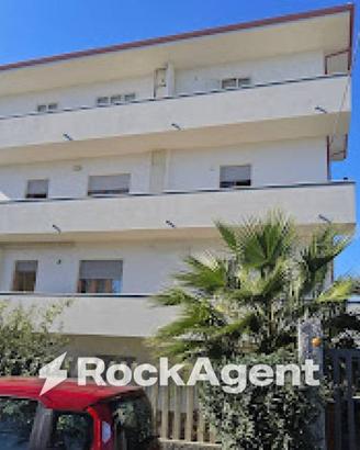 Appartamento di 120 m² con 5 locali a Guardavalle